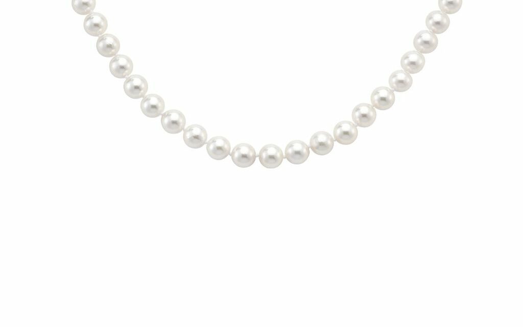 Die Top 10 Akoya Perlen-Schmuckstücke, die jede Frau besitzen sollte
